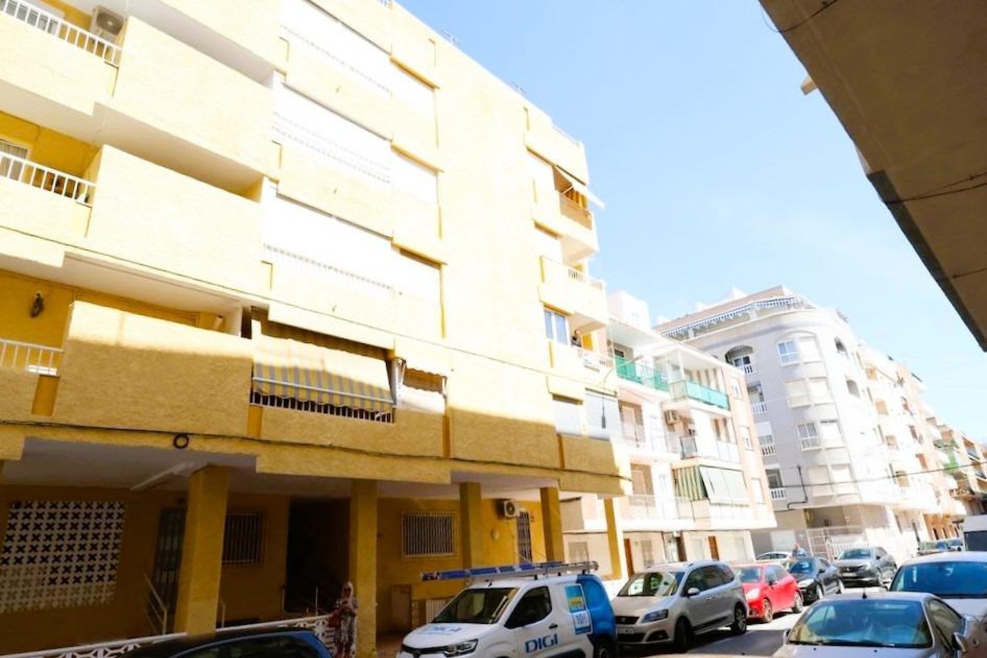 Resale - Apartament / Duplex - Torrevieja - Acequion