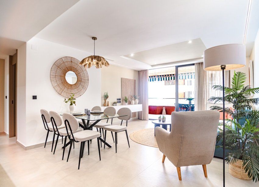 Resale - Apartament / Duplex - Torrevieja - Acequion