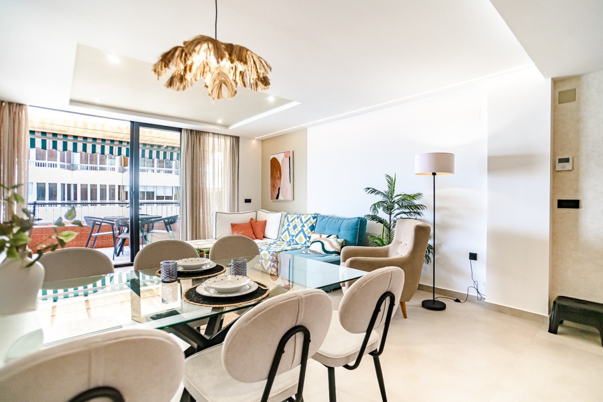 Resale - Apartament / Duplex - Torrevieja - Acequion