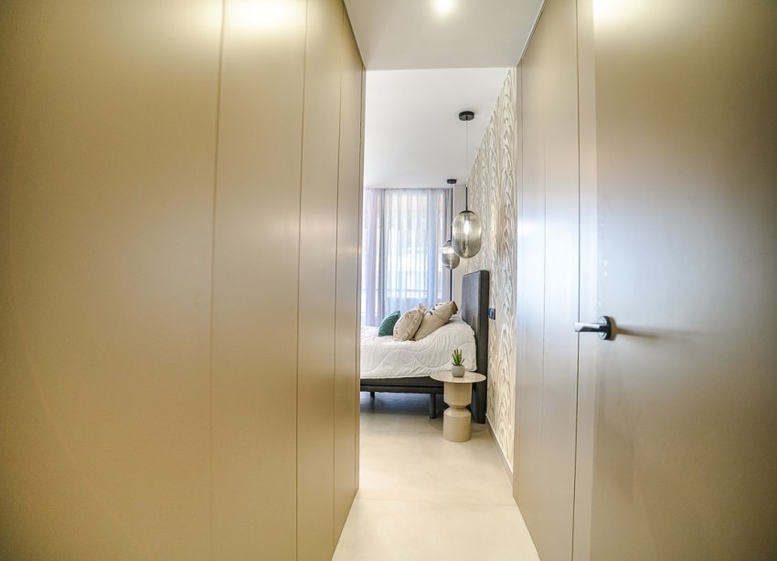 Resale - Apartament / Duplex - Torrevieja - Acequion