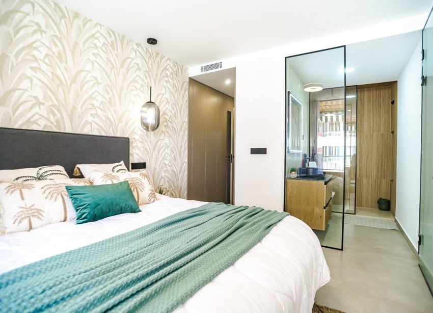 Resale - Apartament / Duplex - Torrevieja - Acequion