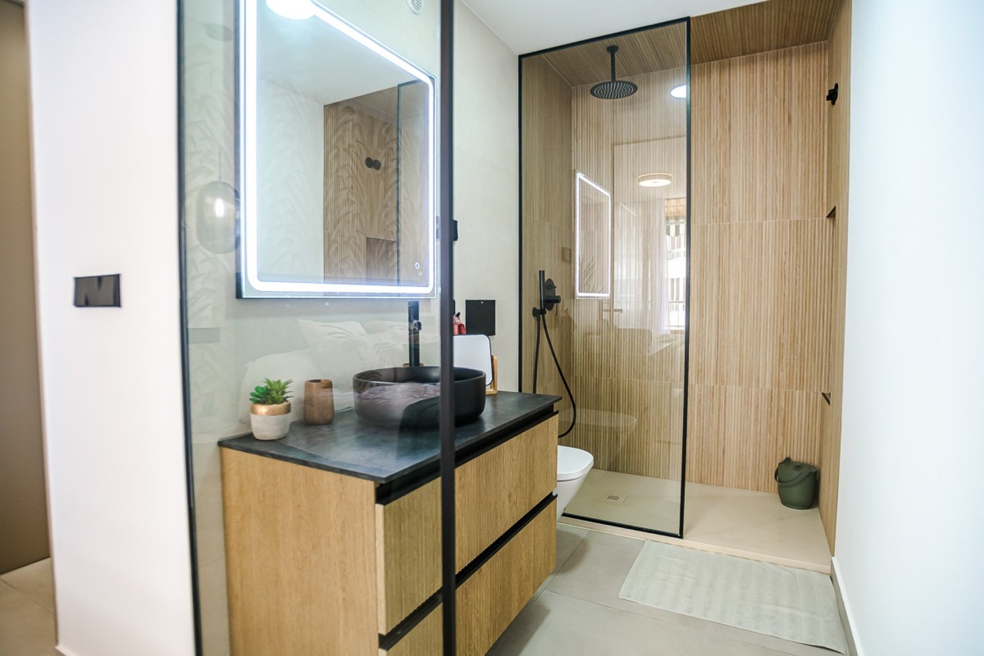 Resale - Apartament / Duplex - Torrevieja - Acequion