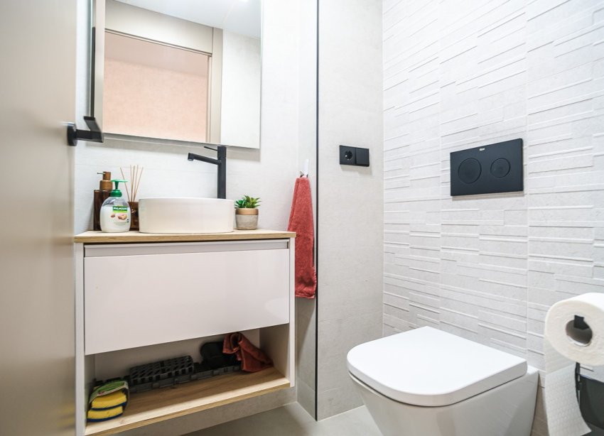 Resale - Apartament / Duplex - Torrevieja - Acequion