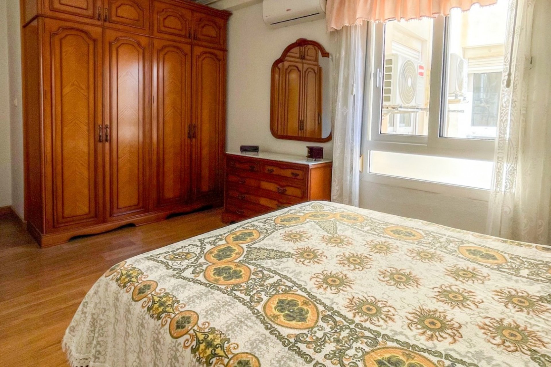 Resale - Apartament / Duplex - Torrevieja - Acequion