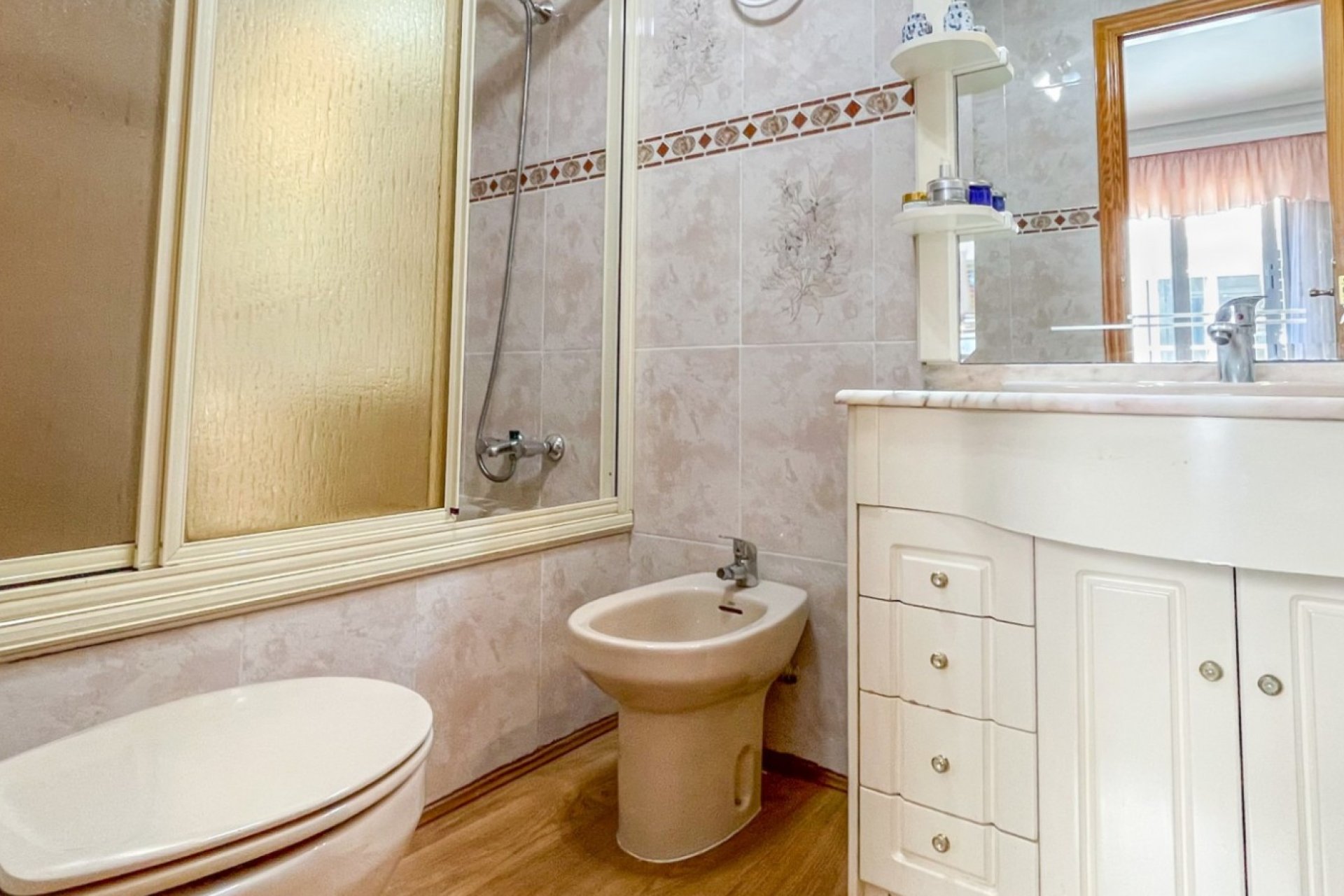 Resale - Apartament / Duplex - Torrevieja - Acequion