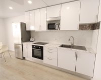 Resale - Apartament / Duplex - Torrevieja - Acequion