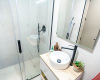 Resale - Apartament / Duplex - Torrevieja - Acequion
