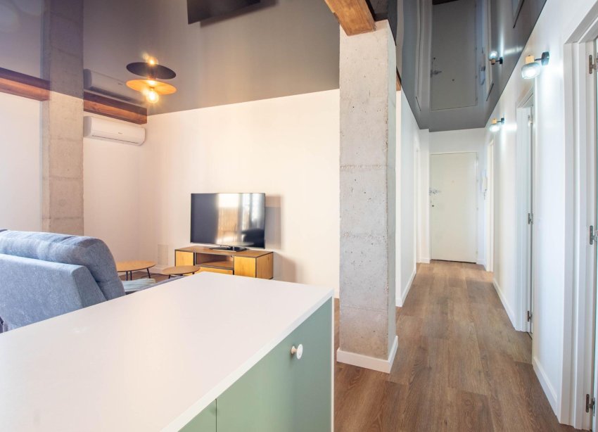 Resale - Apartament / Duplex - Torrevieja - Acequion