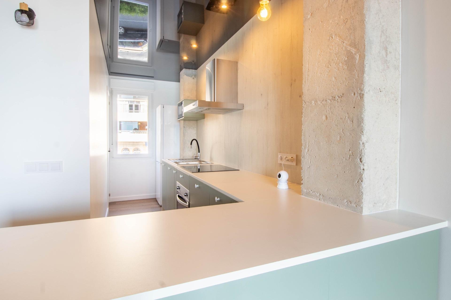 Resale - Apartament / Duplex - Torrevieja - Acequion