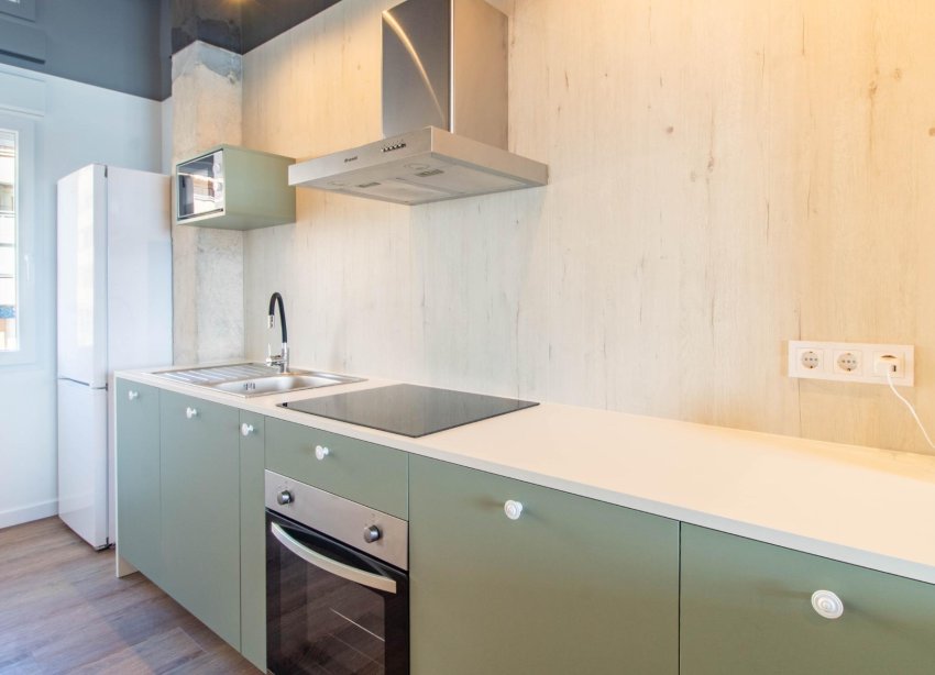 Resale - Apartament / Duplex - Torrevieja - Acequion