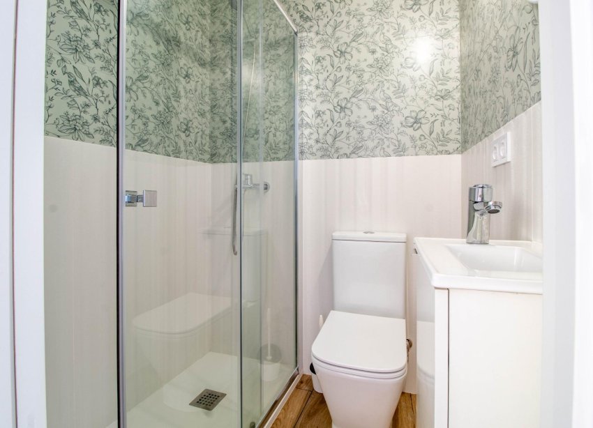 Resale - Apartament / Duplex - Torrevieja - Acequion