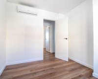 Resale - Apartament / Duplex - Torrevieja - Acequion