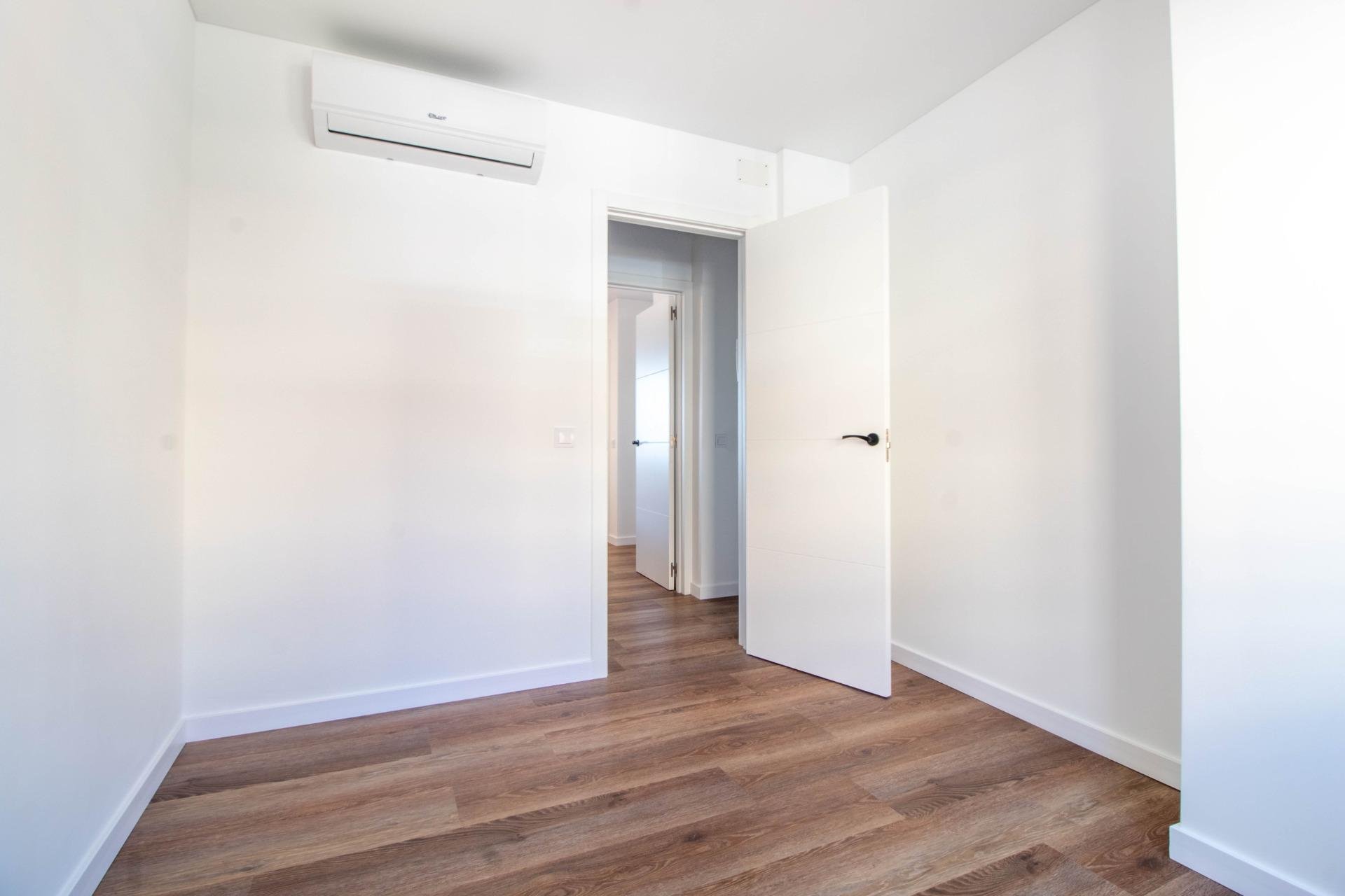 Resale - Apartament / Duplex - Torrevieja - Acequion