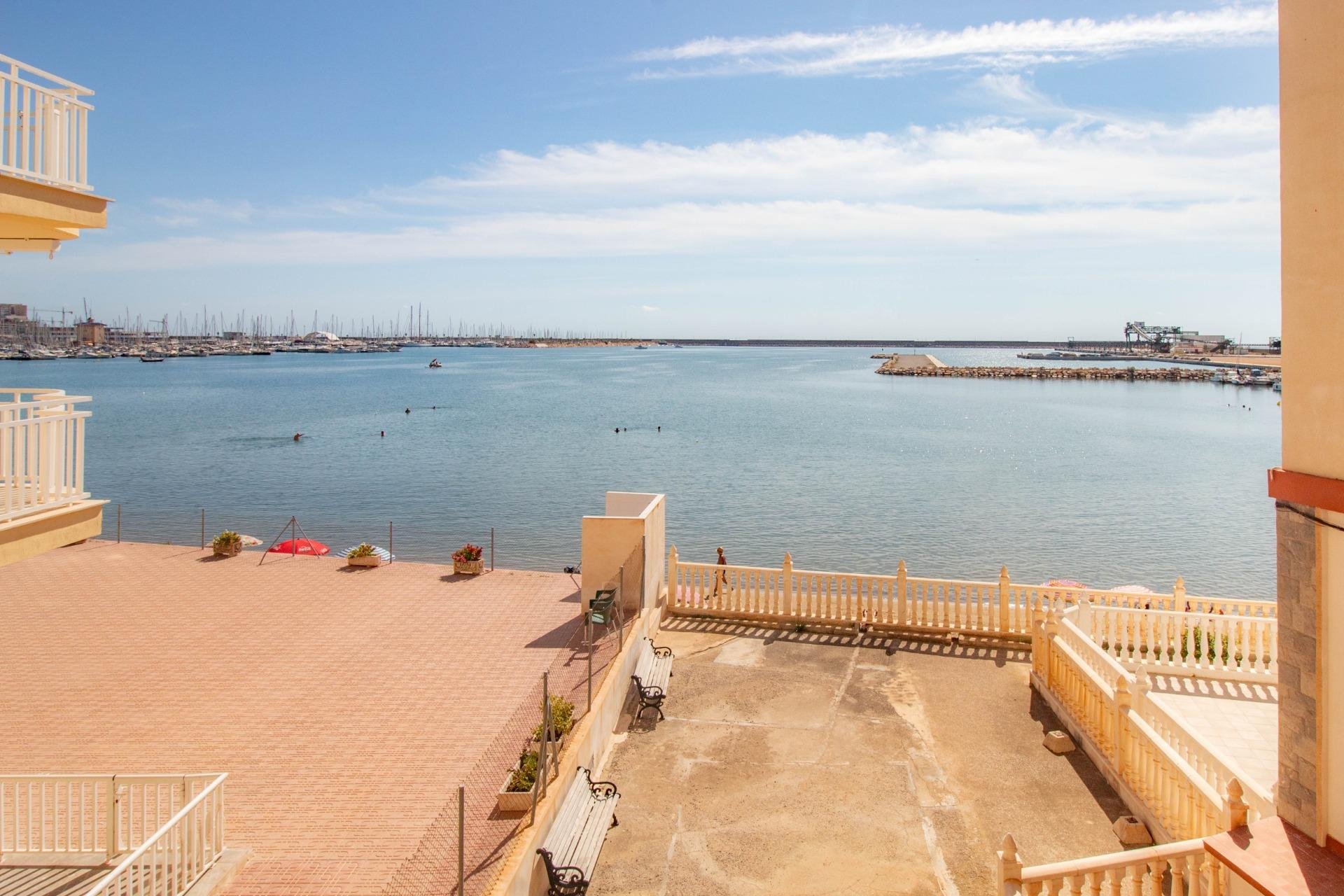 Resale - Apartament / Duplex - Torrevieja - Acequion