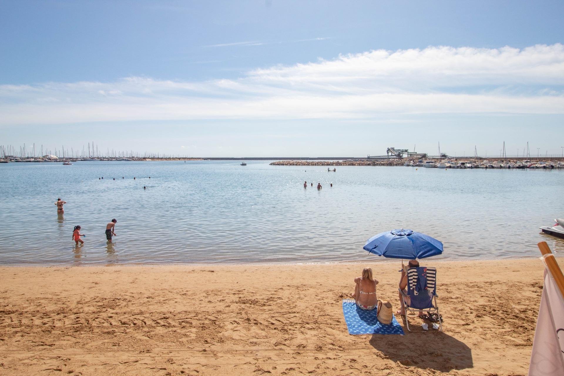 Resale - Apartament / Duplex - Torrevieja - Acequion