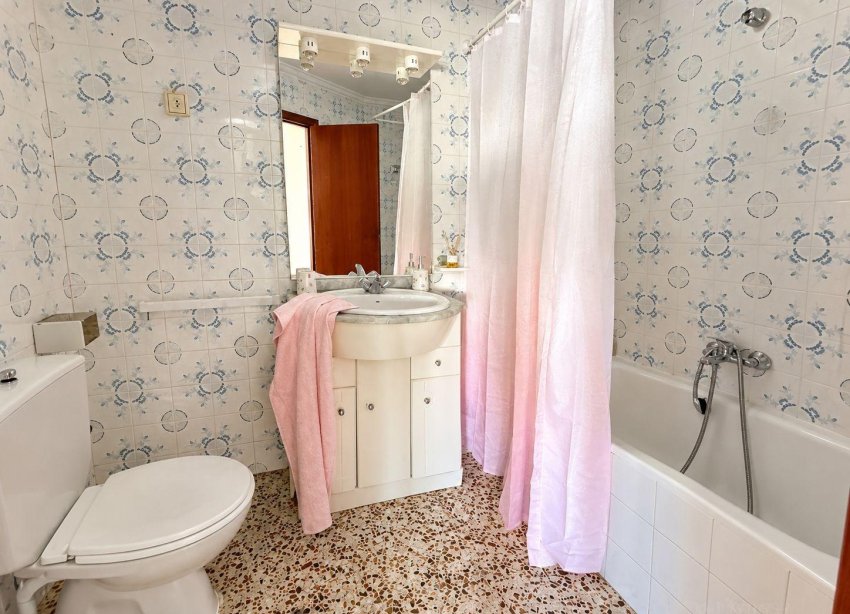 Resale - Apartament / Duplex - Torrevieja - Acequion