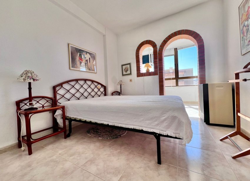 Resale - Apartament / Duplex - Torrevieja - Cabo Cervera