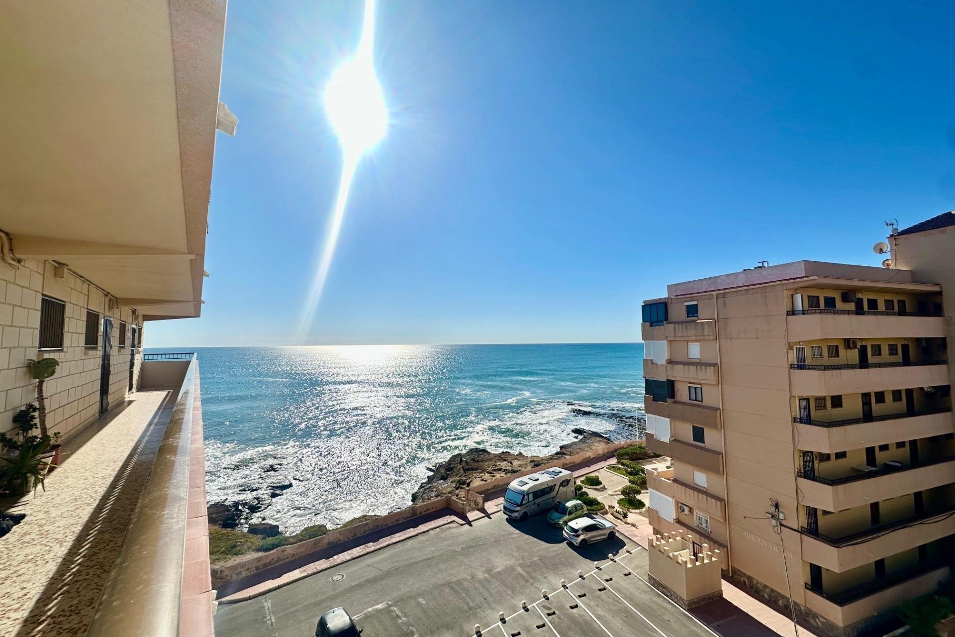 Resale - Apartament / Duplex - Torrevieja - Cabo Cervera