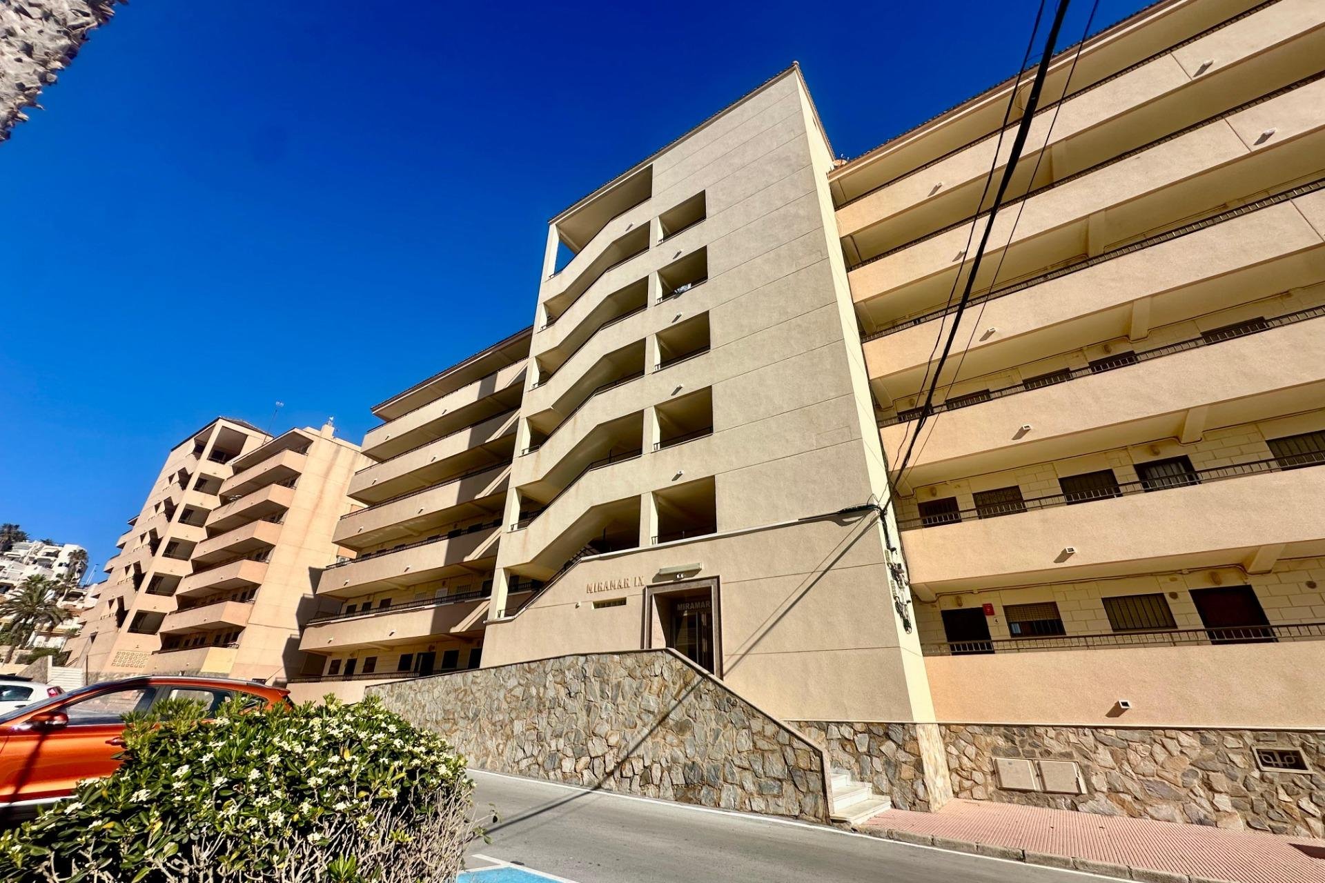 Resale - Apartament / Duplex - Torrevieja - Cabo Cervera
