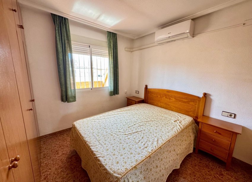 Resale - Apartament / Duplex - Torrevieja - Centro