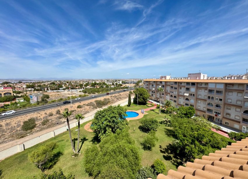 Resale - Apartament / Duplex - Torrevieja - Centro
