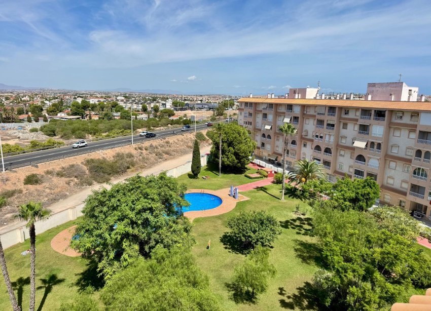 Resale - Apartament / Duplex - Torrevieja - Centro
