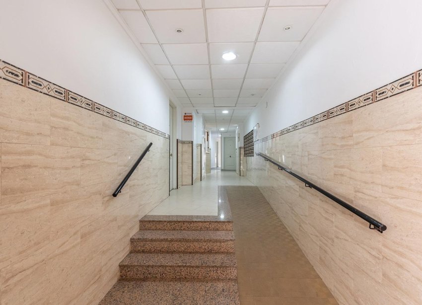 Resale - Apartament / Duplex - Torrevieja - Centro