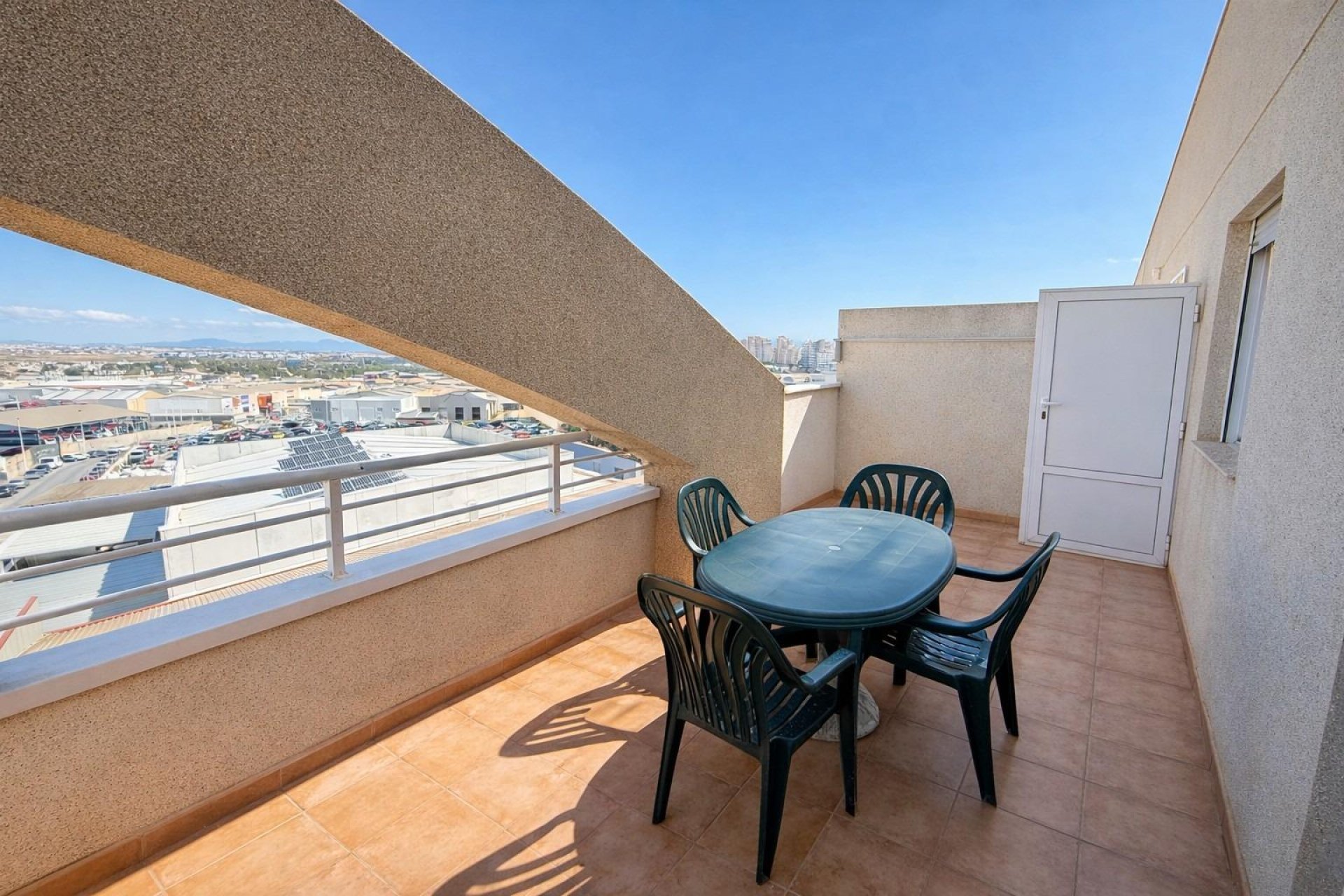 Resale - Apartament / Duplex - Torrevieja - Centro