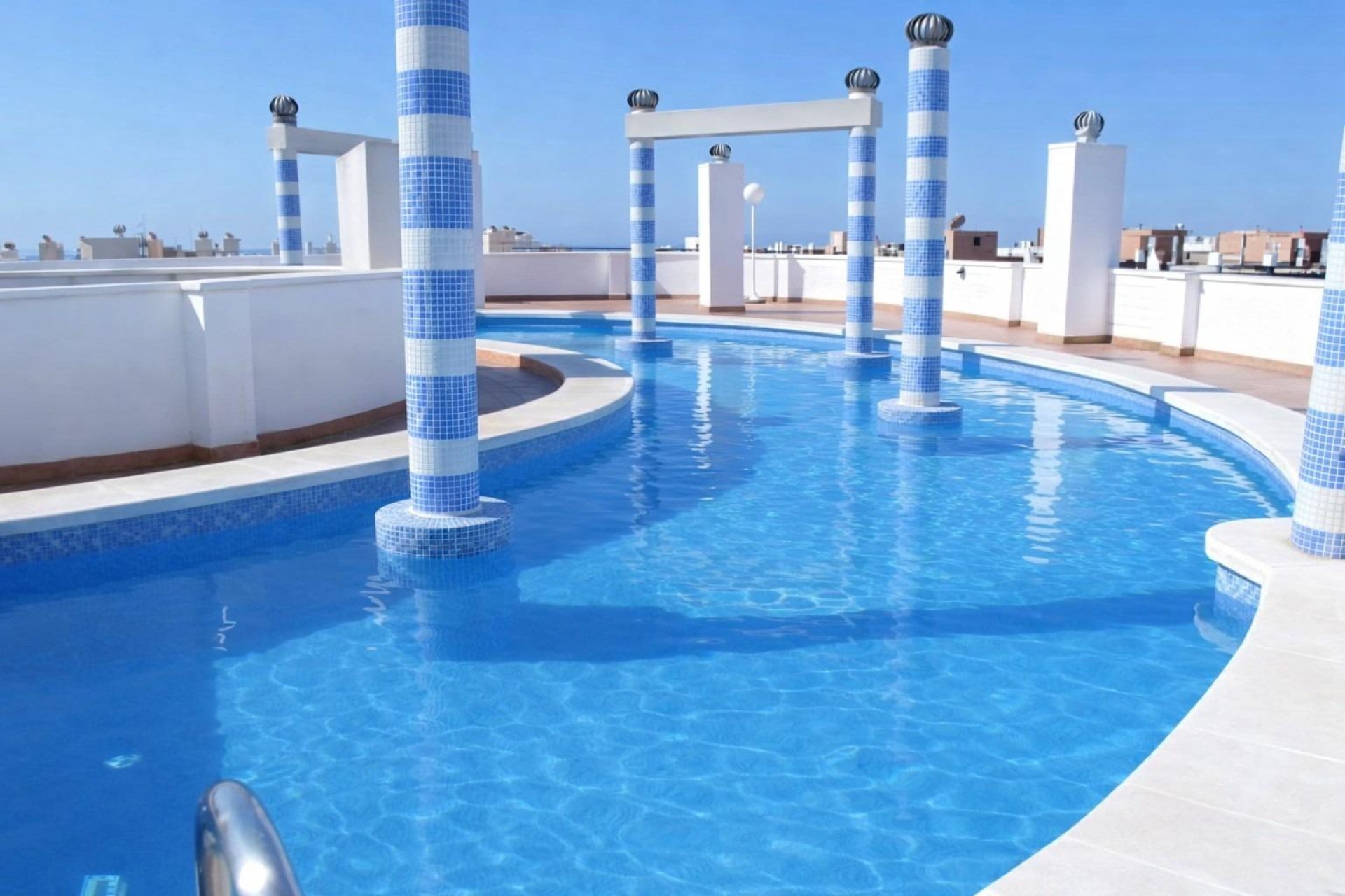 Resale - Apartament / Duplex - Torrevieja - Centro