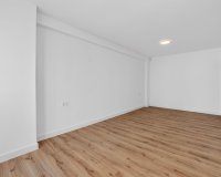 Resale - Apartament / Duplex - Torrevieja - Centro