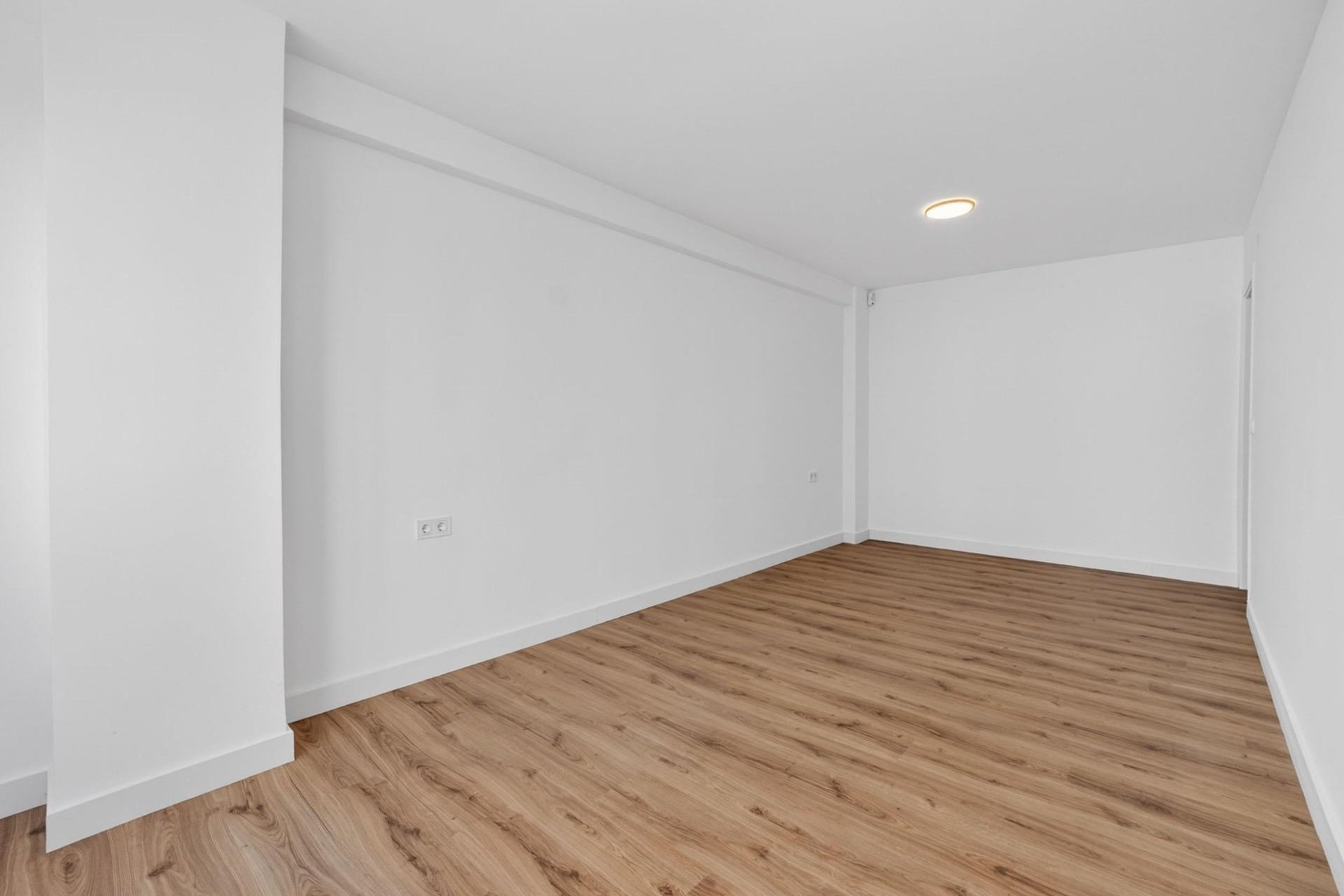 Resale - Apartament / Duplex - Torrevieja - Centro