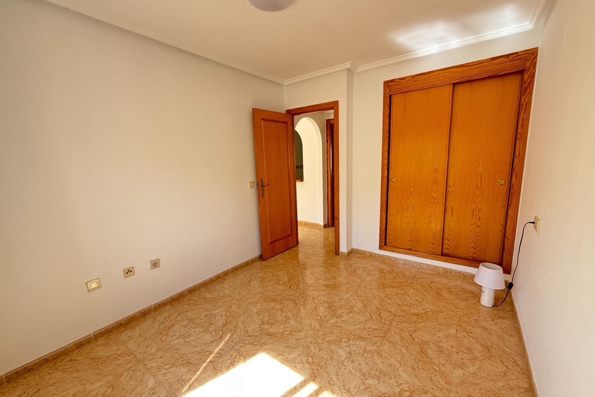 Resale - Apartament / Duplex - Torrevieja - Centro