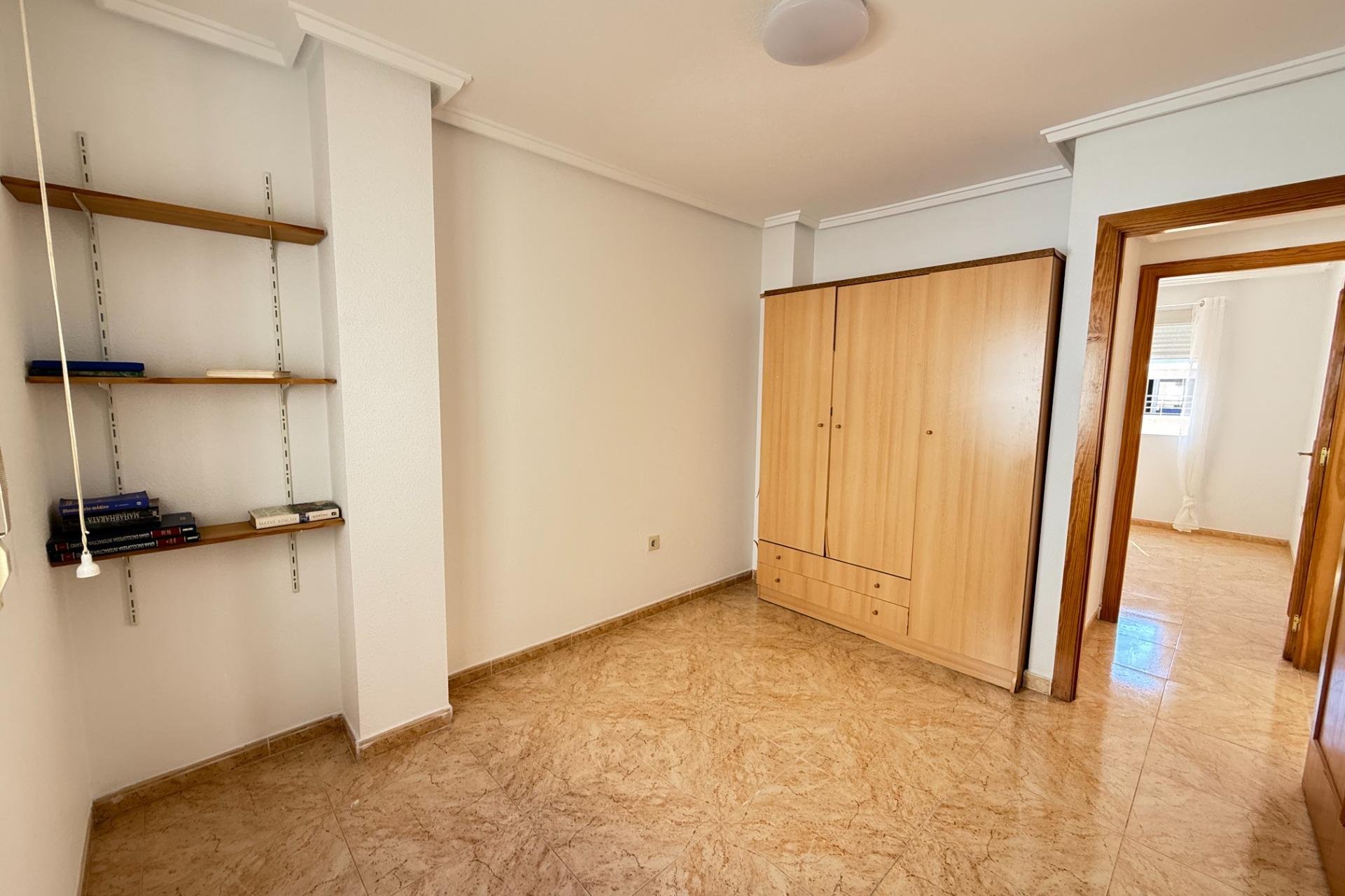 Resale - Apartament / Duplex - Torrevieja - Centro