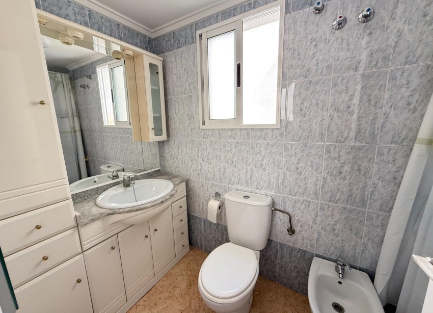 Resale - Apartament / Duplex - Torrevieja - Centro