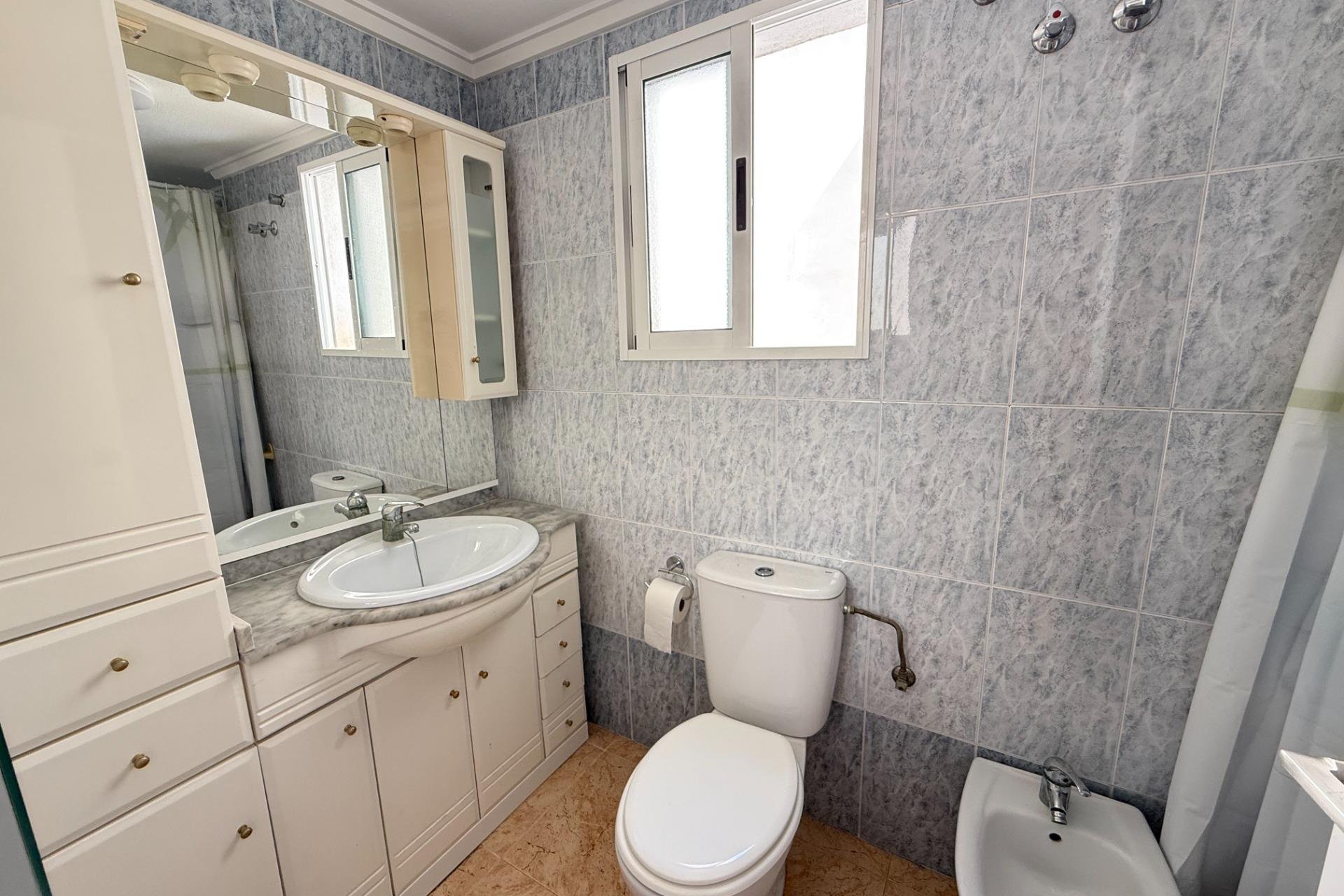 Resale - Apartament / Duplex - Torrevieja - Centro