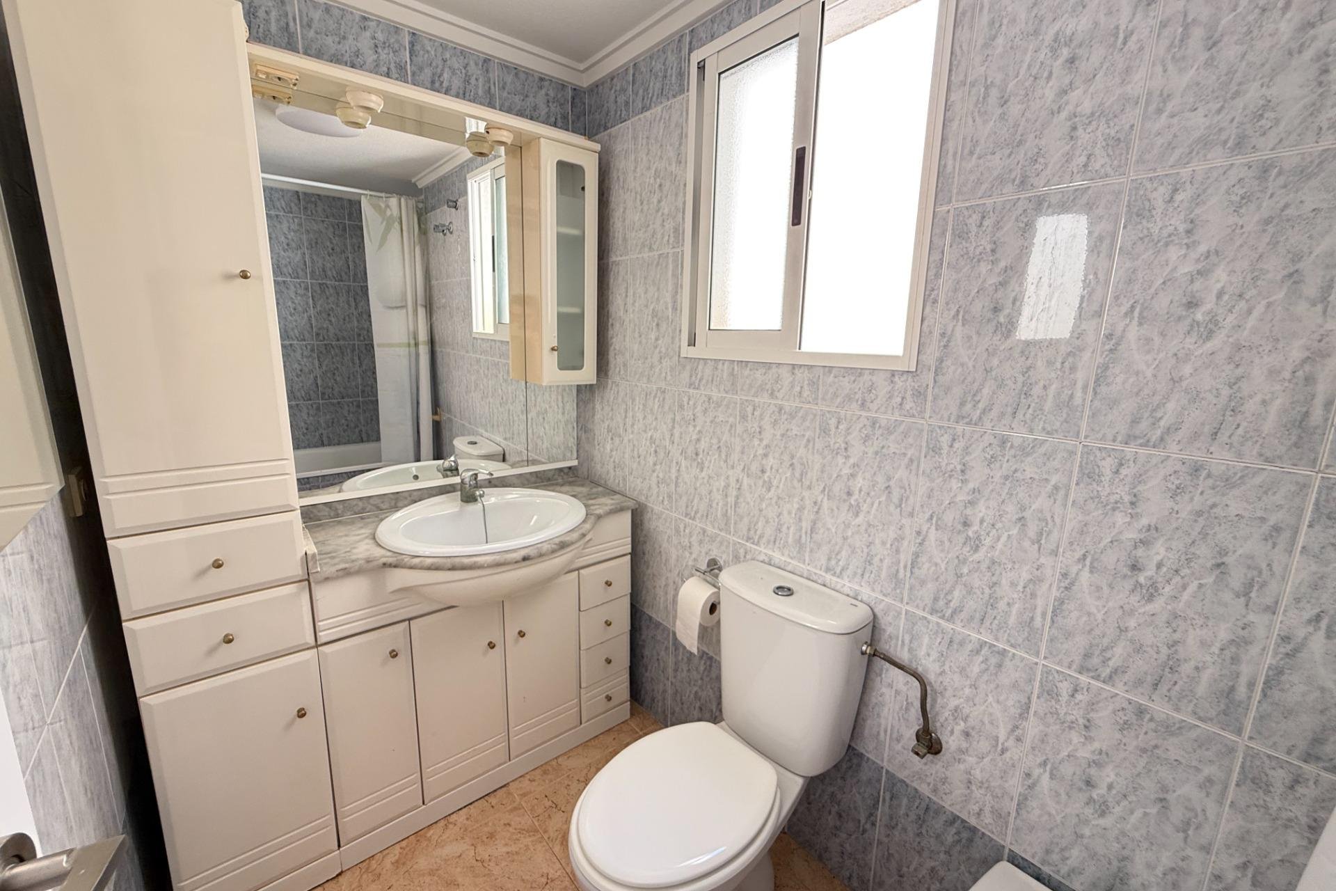 Resale - Apartament / Duplex - Torrevieja - Centro