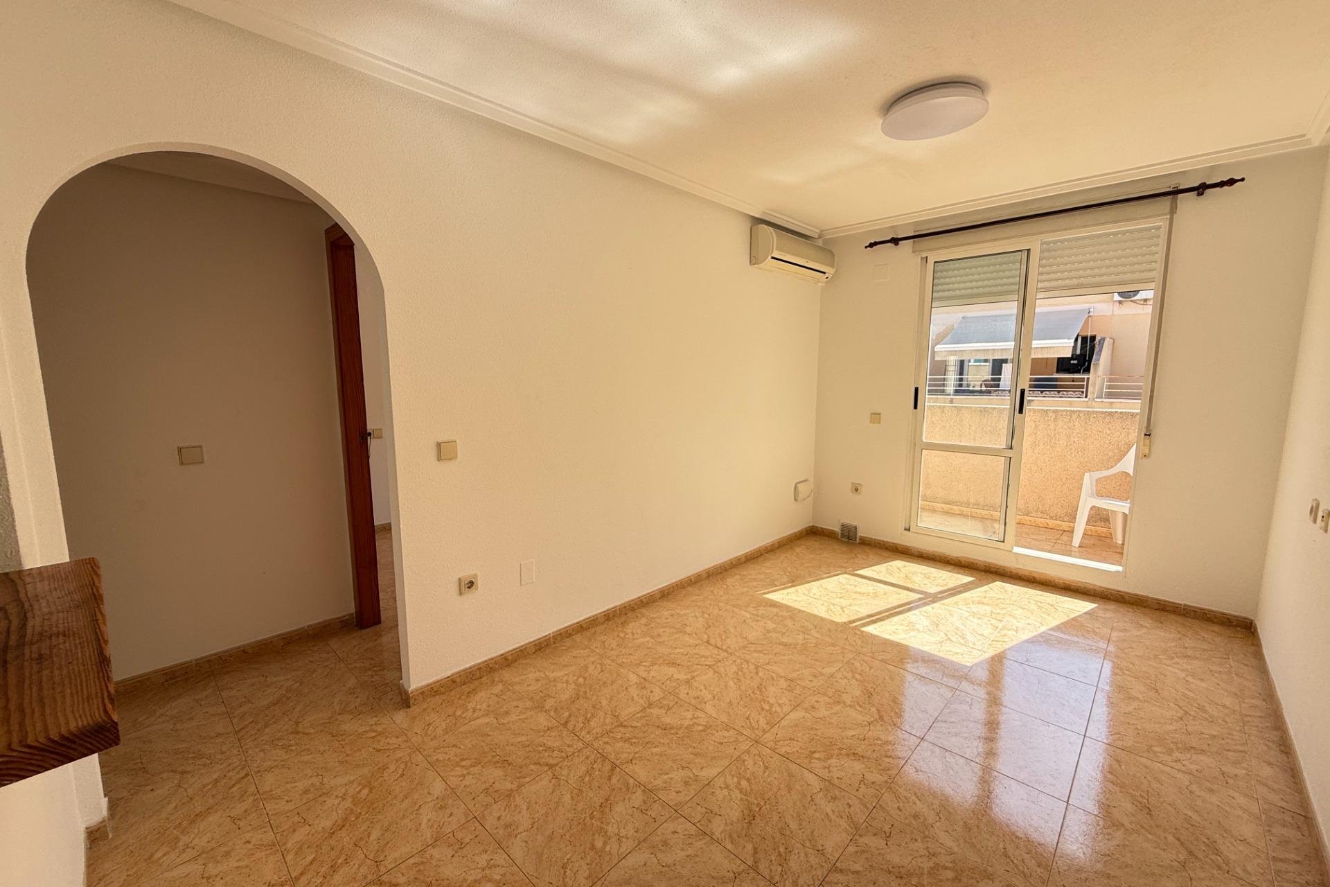 Resale - Apartament / Duplex - Torrevieja - Centro