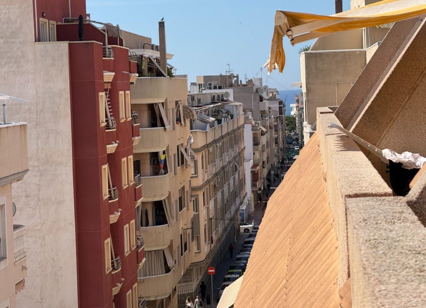 Resale - Apartament / Duplex - Torrevieja - Centro