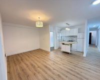 Resale - Apartament / Duplex - Torrevieja - Centro