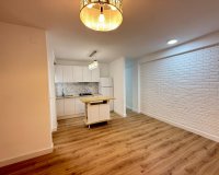 Resale - Apartament / Duplex - Torrevieja - Centro