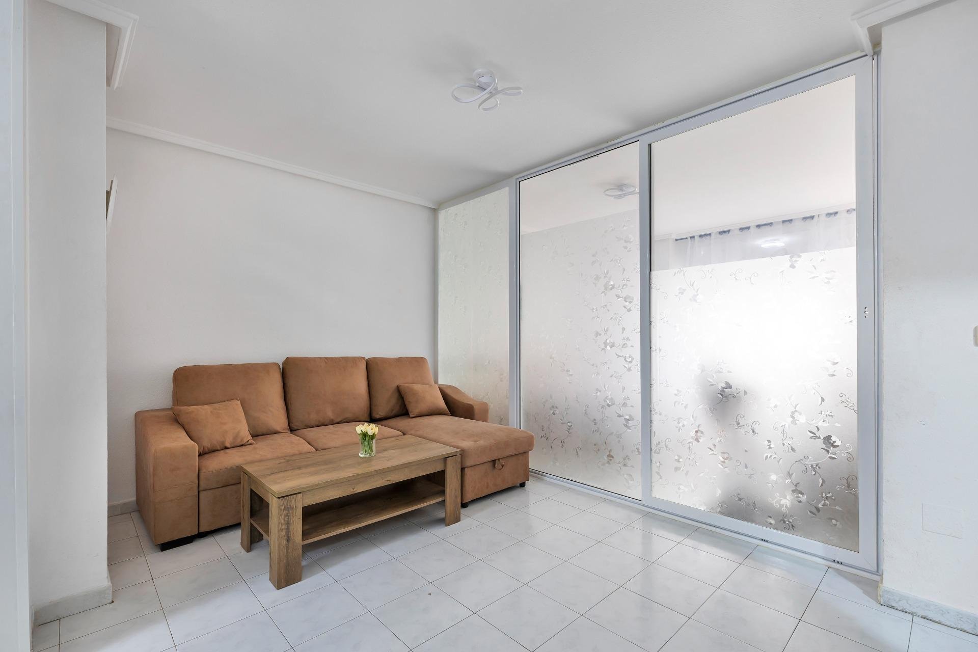 Resale - Apartament / Duplex - Torrevieja - Centro