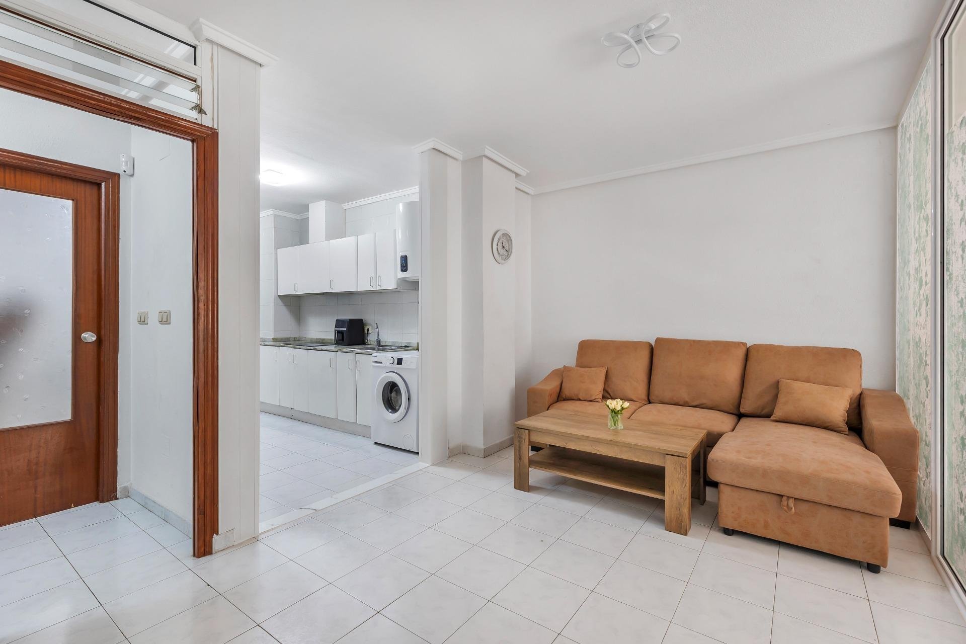 Resale - Apartament / Duplex - Torrevieja - Centro