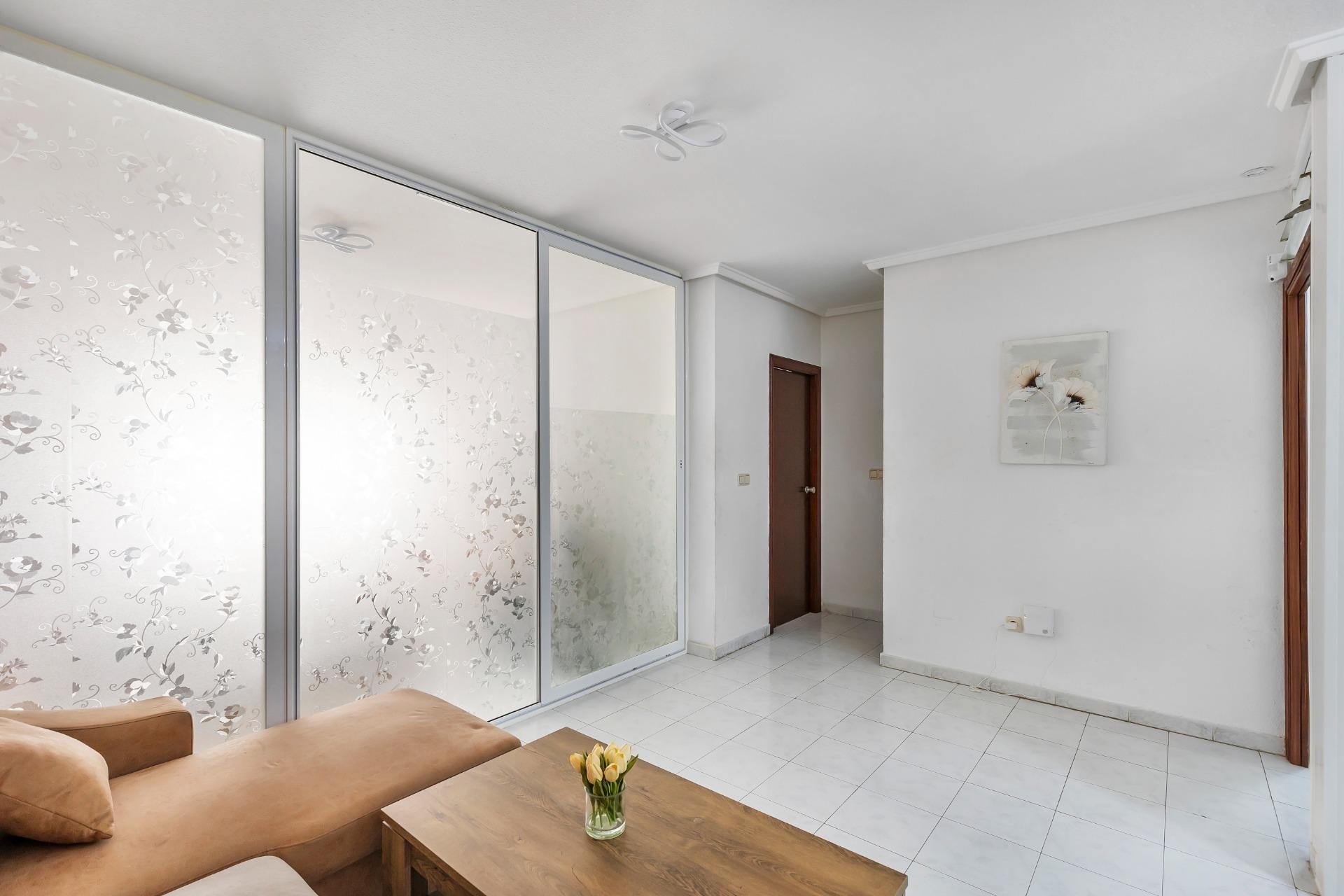 Resale - Apartament / Duplex - Torrevieja - Centro