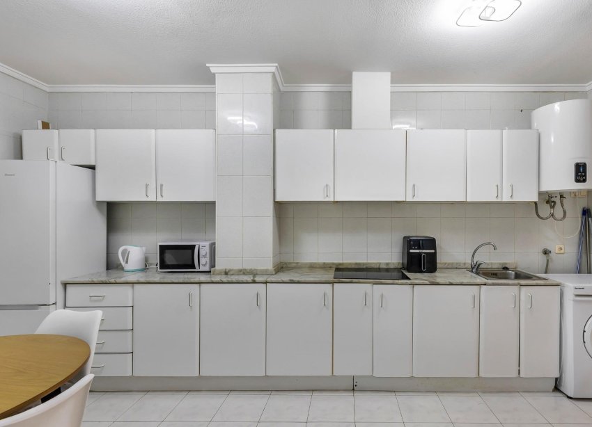 Resale - Apartament / Duplex - Torrevieja - Centro