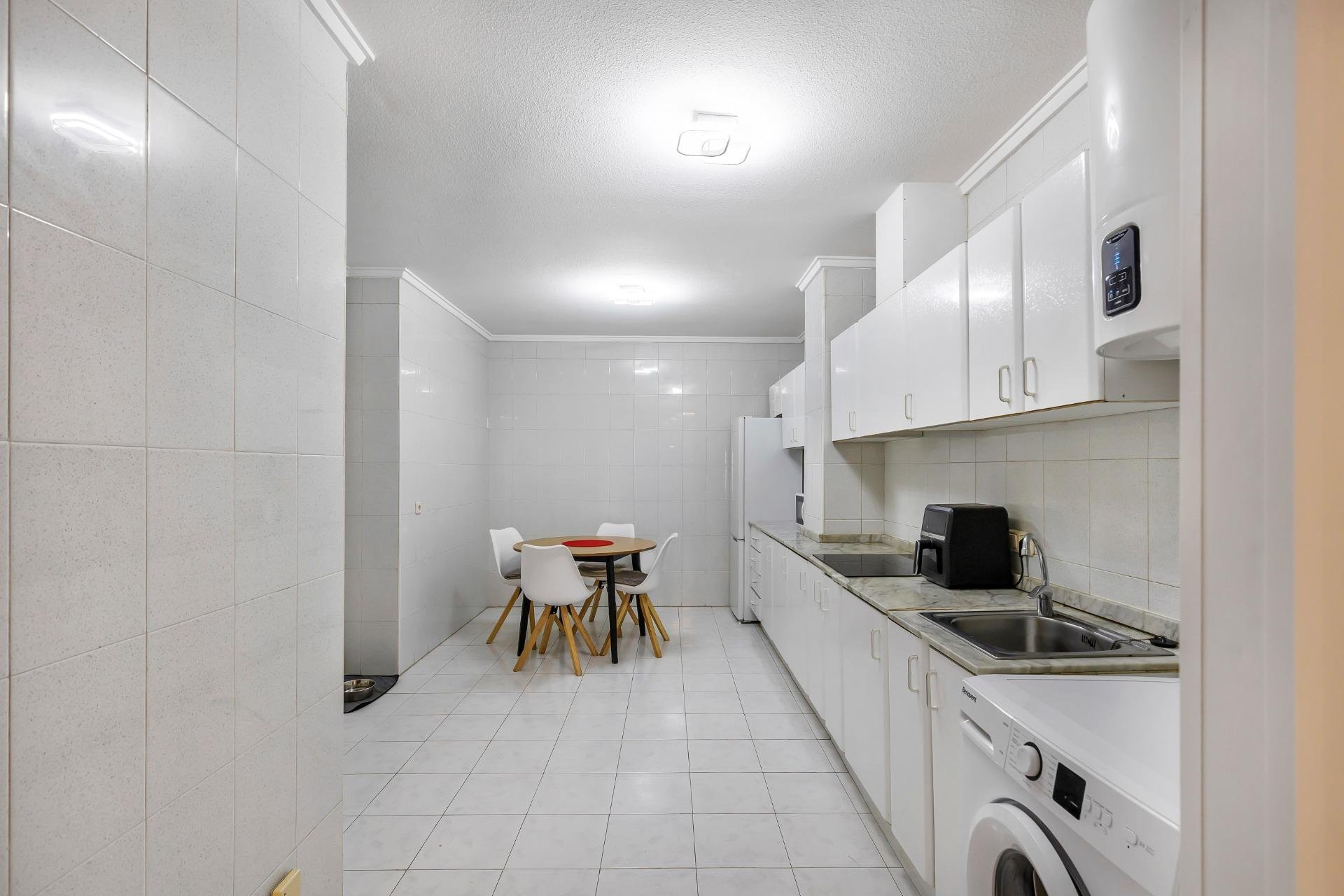 Resale - Apartament / Duplex - Torrevieja - Centro