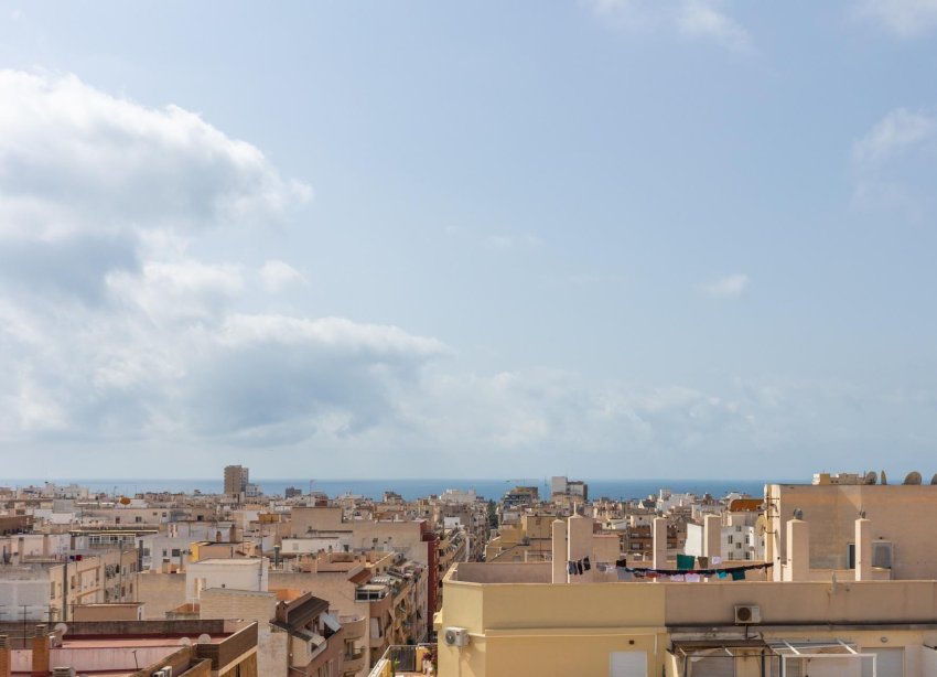 Resale - Apartament / Duplex - Torrevieja - Centro