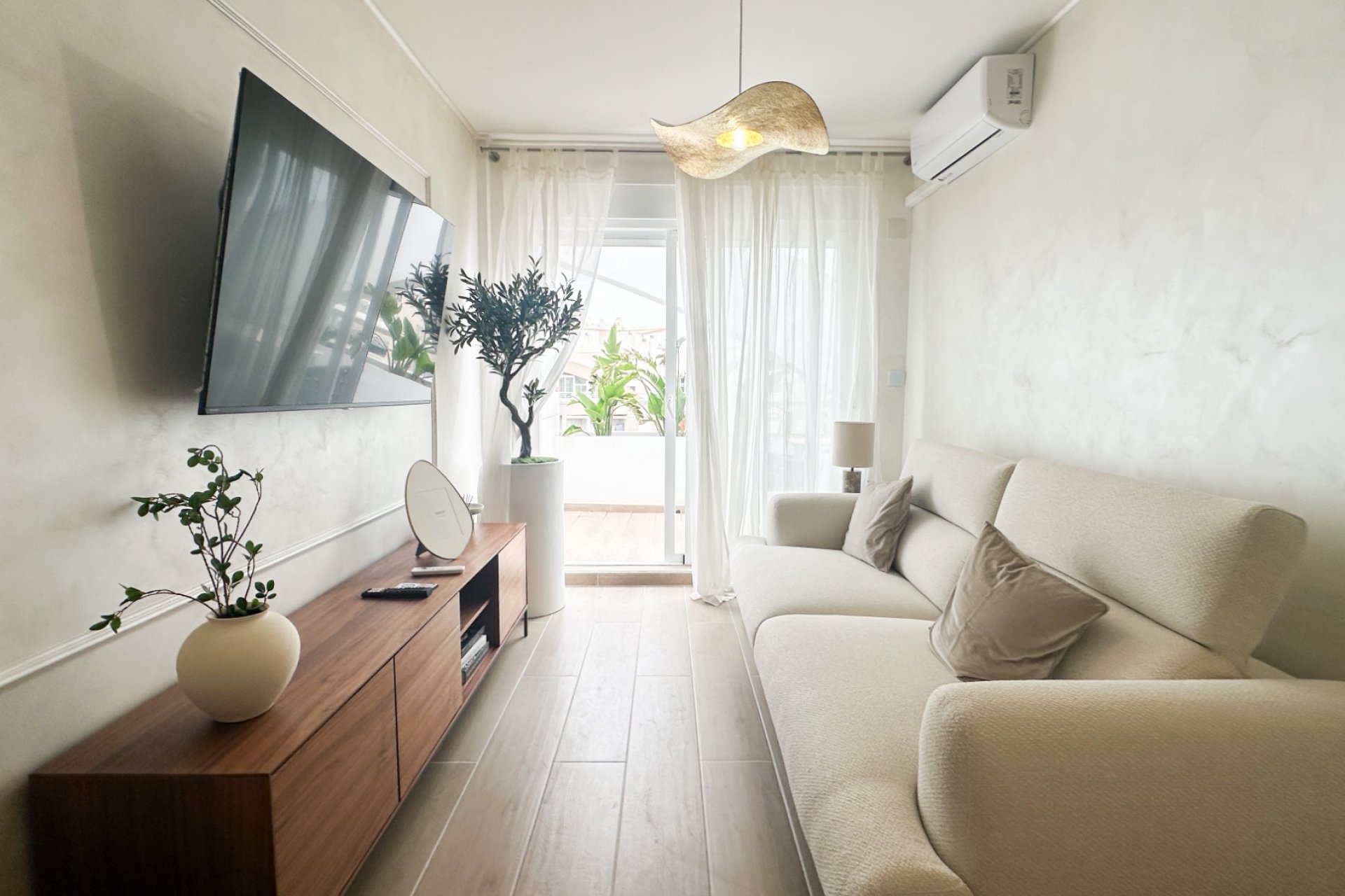 Resale - Apartament / Duplex - Torrevieja - Centro