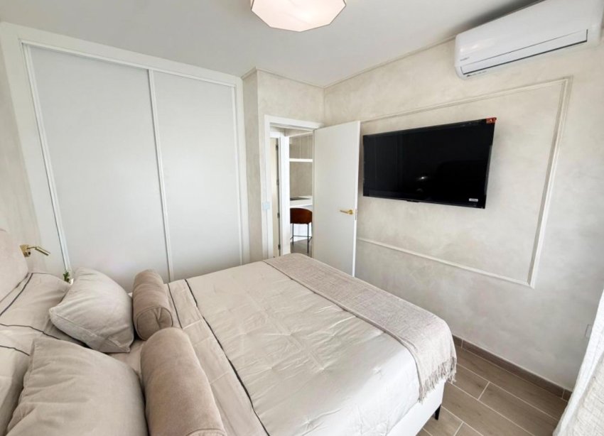 Resale - Apartament / Duplex - Torrevieja - Centro