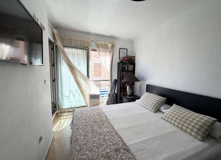 Resale - Apartament / Duplex - Torrevieja - Centro