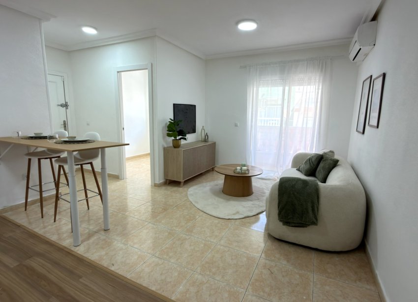 Resale - Apartament / Duplex - Torrevieja - Curva del Palangre